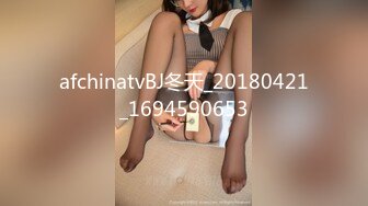 OnlyFans 百变女神极品反差萝莉嫩妹 minichu 高价打炮自慰巨乳嫩B淫水多第4期5