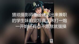 【新片速遞】   巨乳黑丝美女 皮肤白皙身材丰腴 野外露出到车内被无套输出 奶子哗哗 内射 