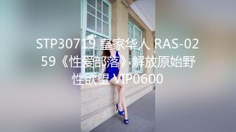 聊聊天教妹子钓凯子再第二炮，抬腿侧入抱起来猛烈撞击啪啪响