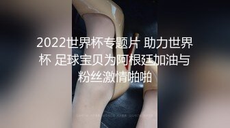 颜值不错长发少妇居家夫妻啪啪，毛毛浓密侧入抽插猛操非常诱人，很是诱惑喜欢不要错过