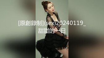 长发尤物美少妇，第一视角全裸露脸自慰道具特写深插塞的满满的白浆很多