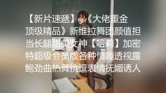 厕所偷窥马尾黄衣美女